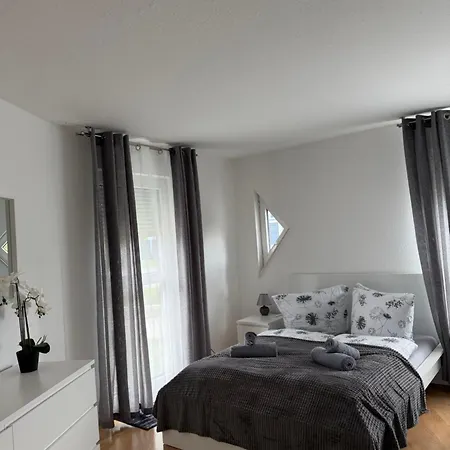 Gemuetliche In Apartamento